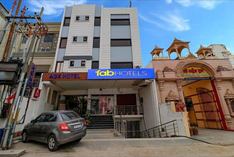 FAB HOTEL 